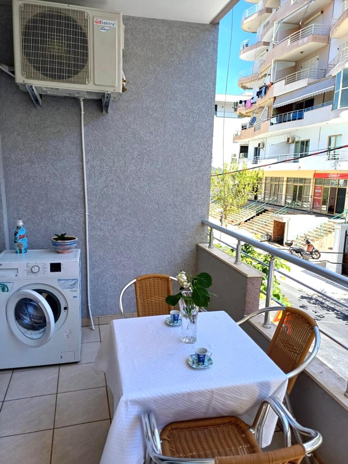 Apartament Azure Apartments